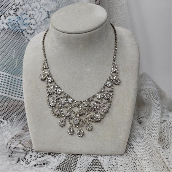 Glamorous Rhinestone Necklace Silver Elegant - Picture 1 of 10